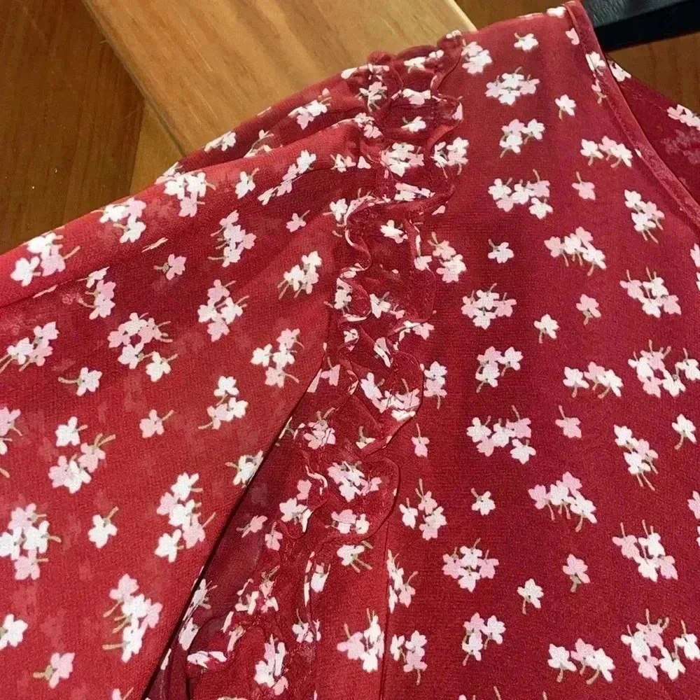 Ann Taylor Burgundy Blouse- Medium - Picture 5 of 8